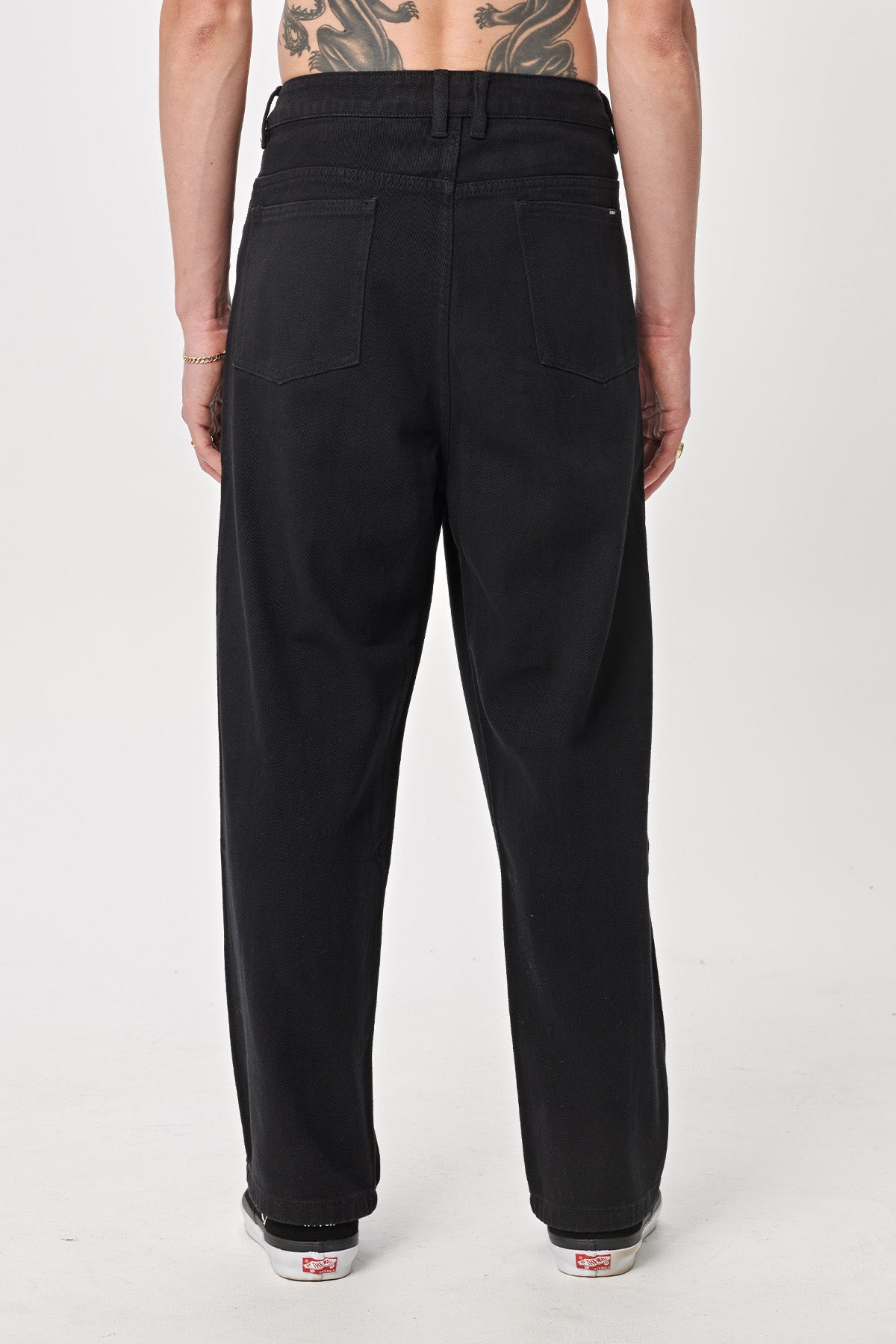 XL021606_BLK_2_1745901315
