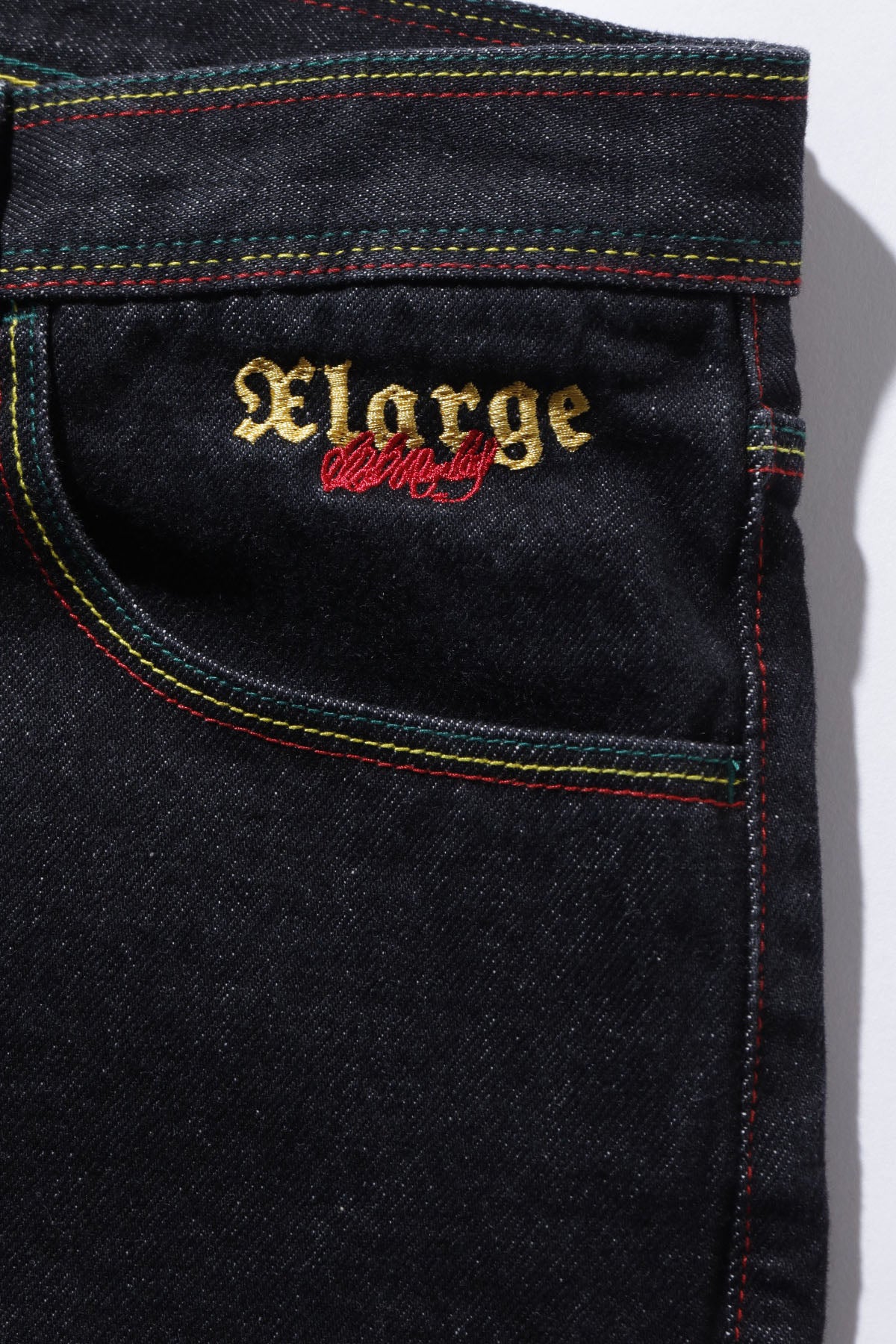 XL025S1607_BLACK_6_1759457293