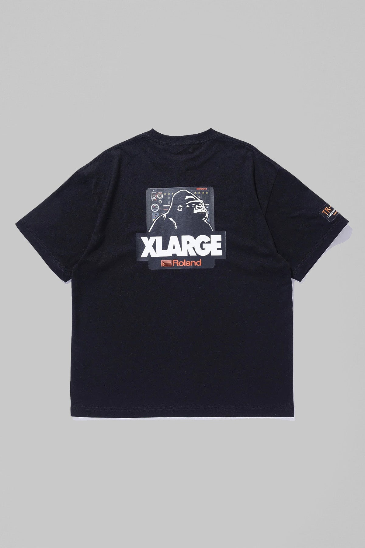 XLARGE x ROLAND OG BOX TEE - BLACK
