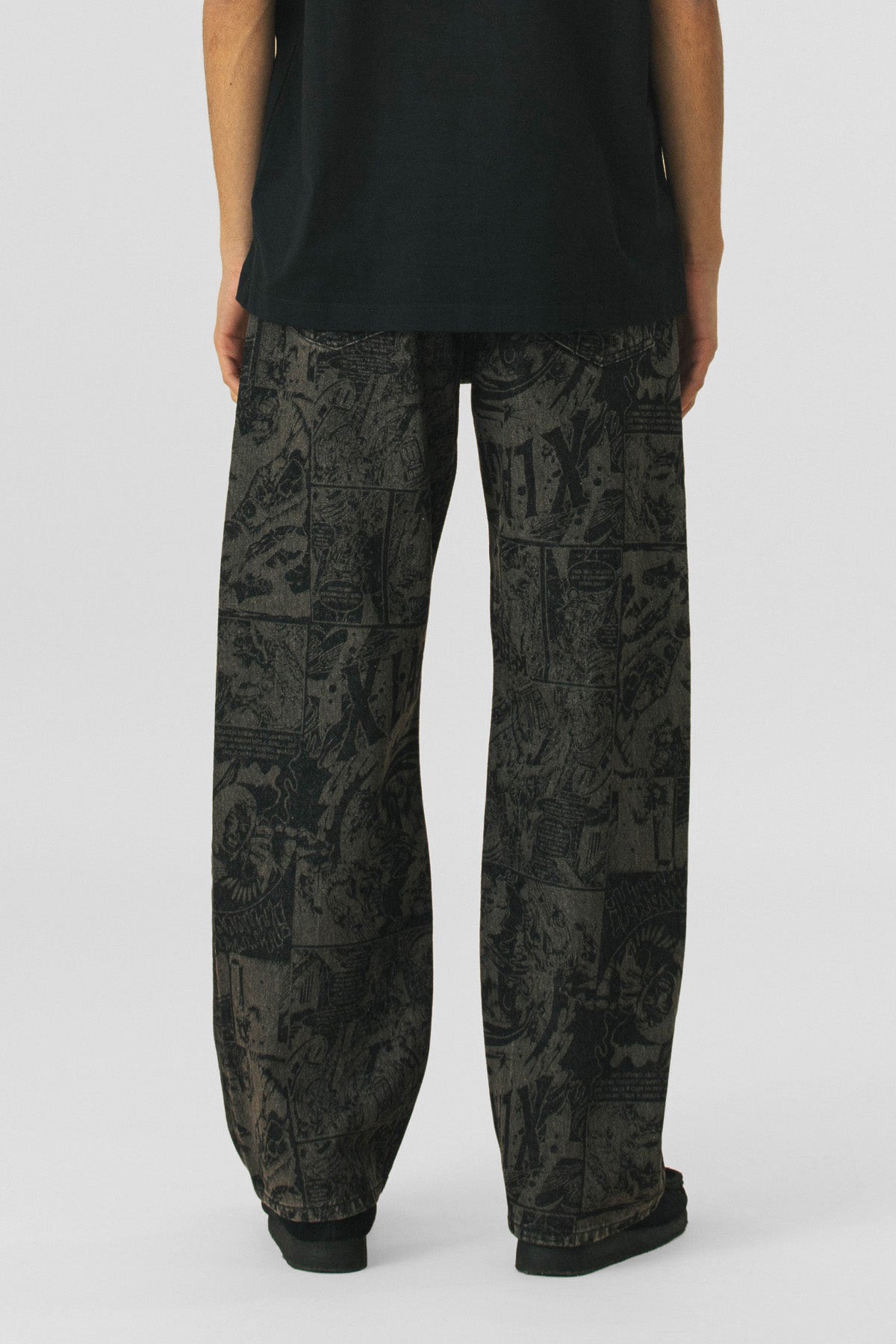 XL025W3026_BLK_2_1747187103