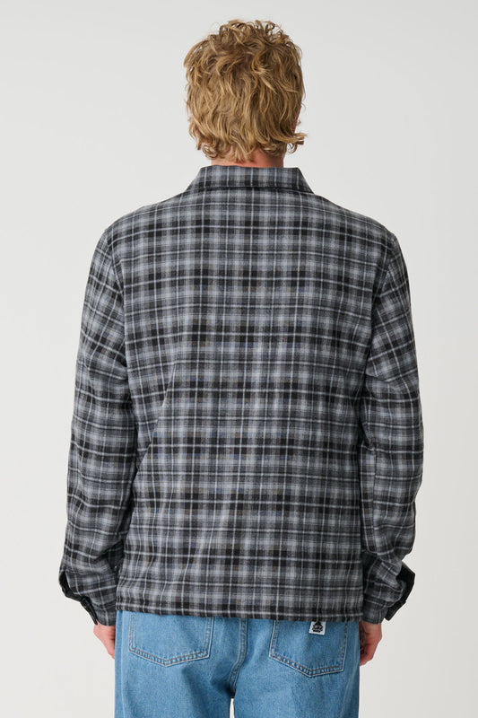 XL025W3403_BLACK_2_1745810112