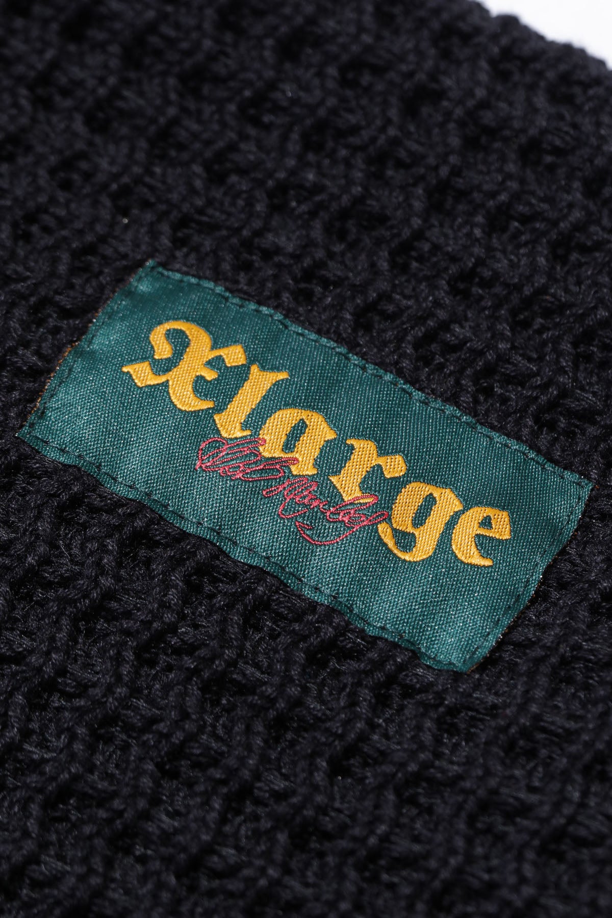 XL725S1016_BLK_4_1759457335