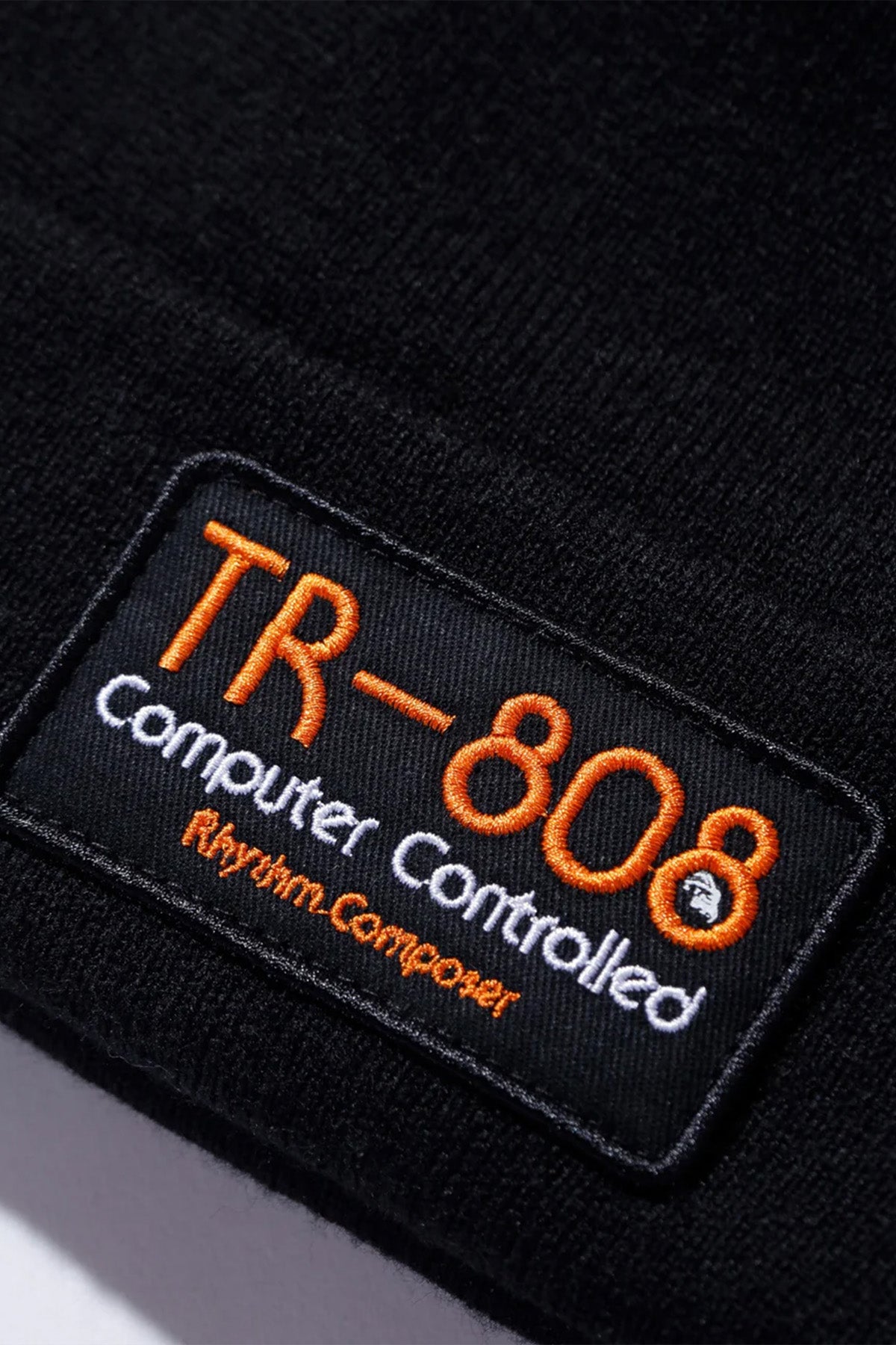 XLARGE x ROLAND BEANIE - BLACK