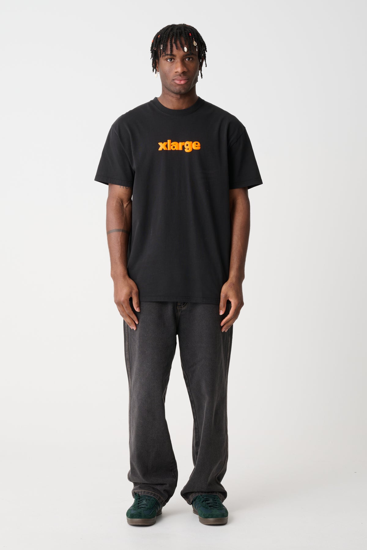 XL023S2001_PIGBLK_5_onrc21_1693961765