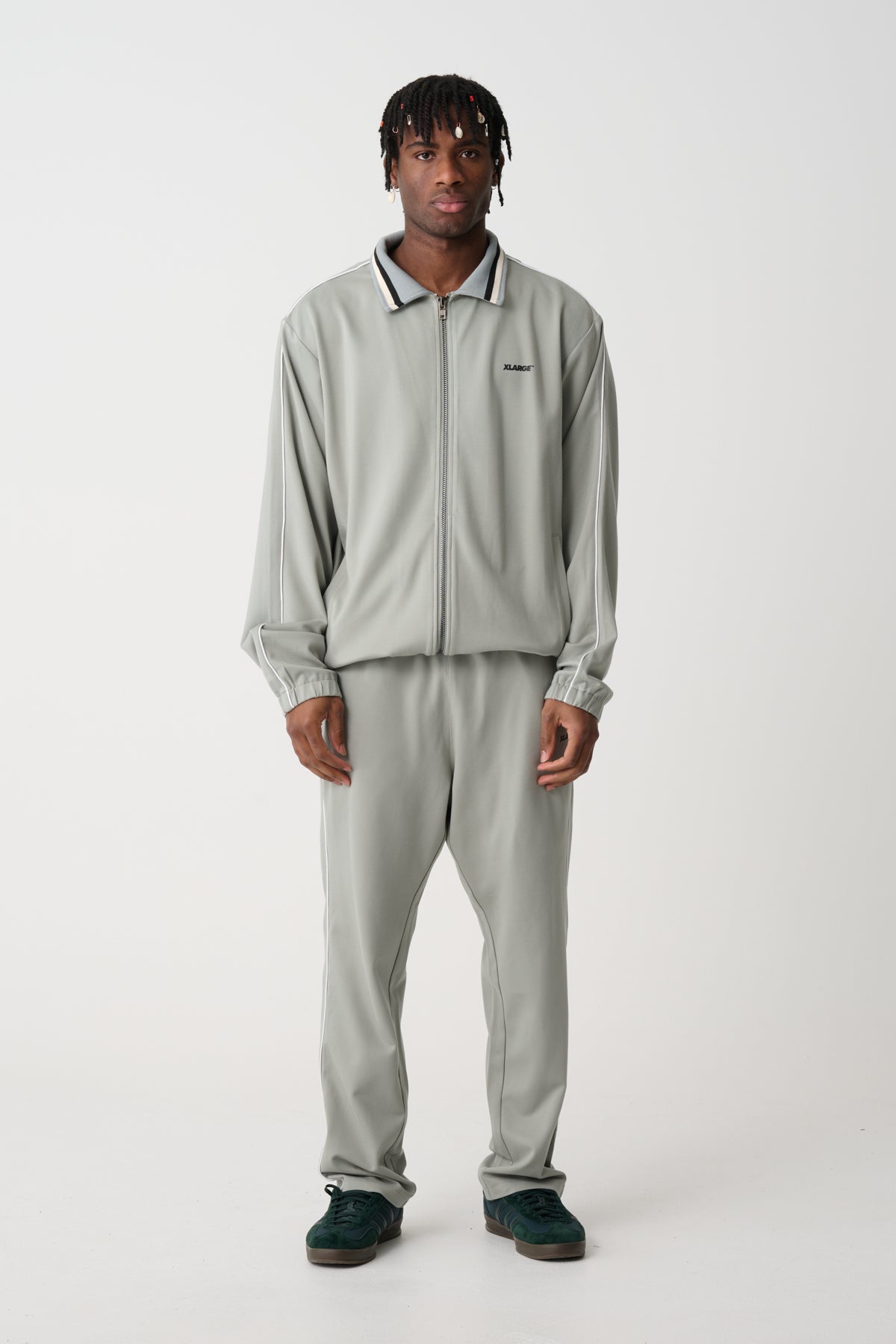 XL024W1503_GREYWHITE_6_ri1i3s_1702347612