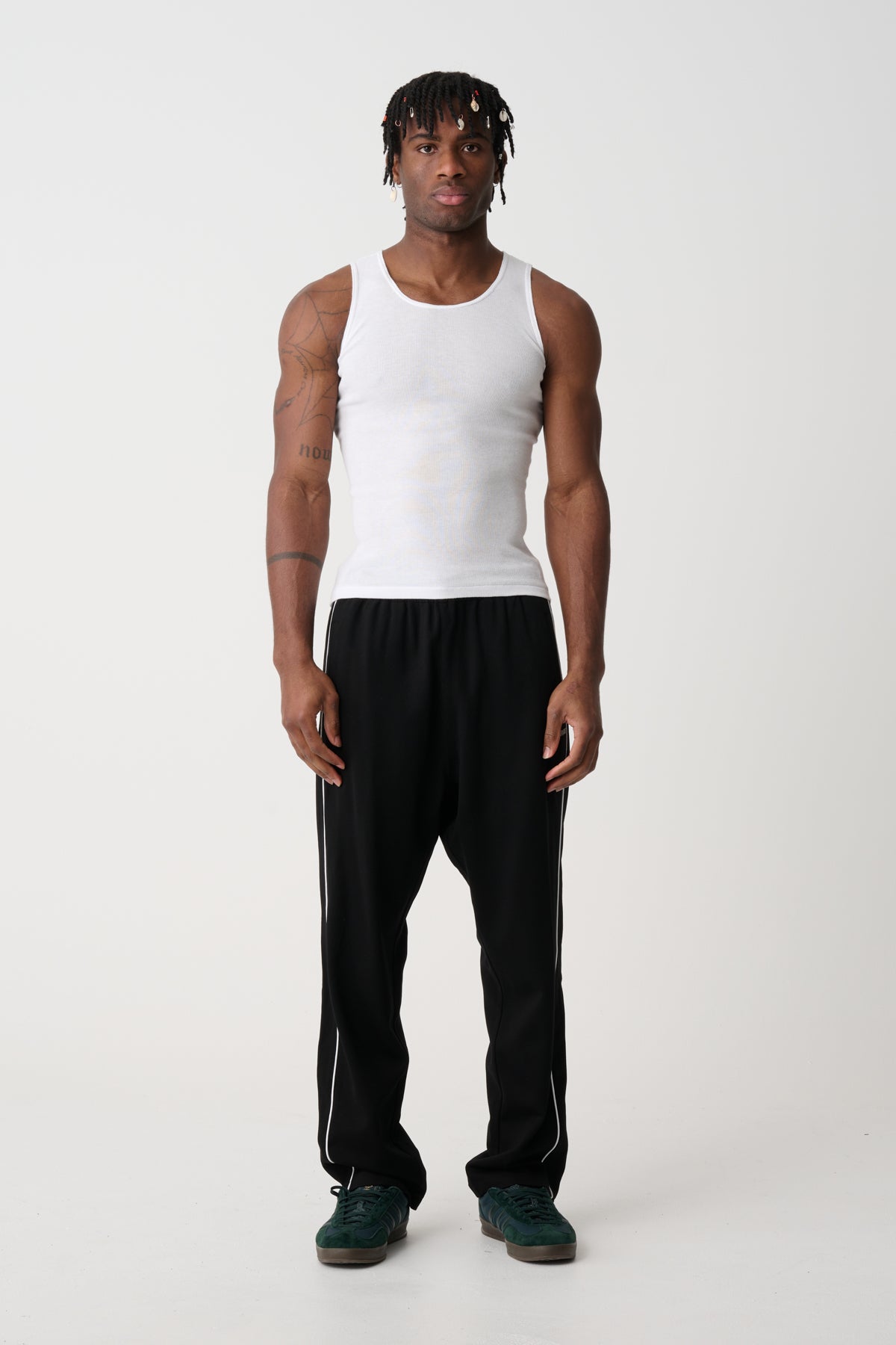 XL024W1602_BLK_6_qtuoqq_1702347726