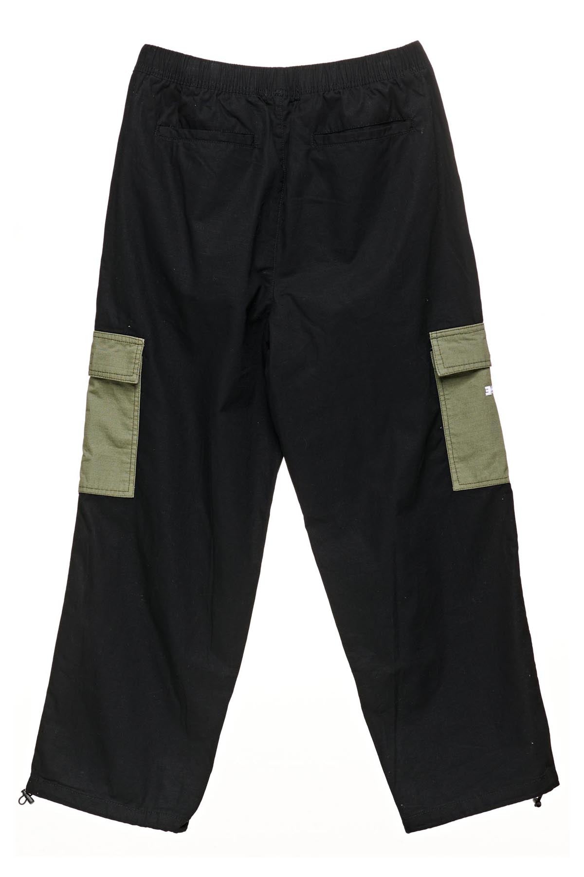 XL031602_BLK_5_esxo6g_1702867813