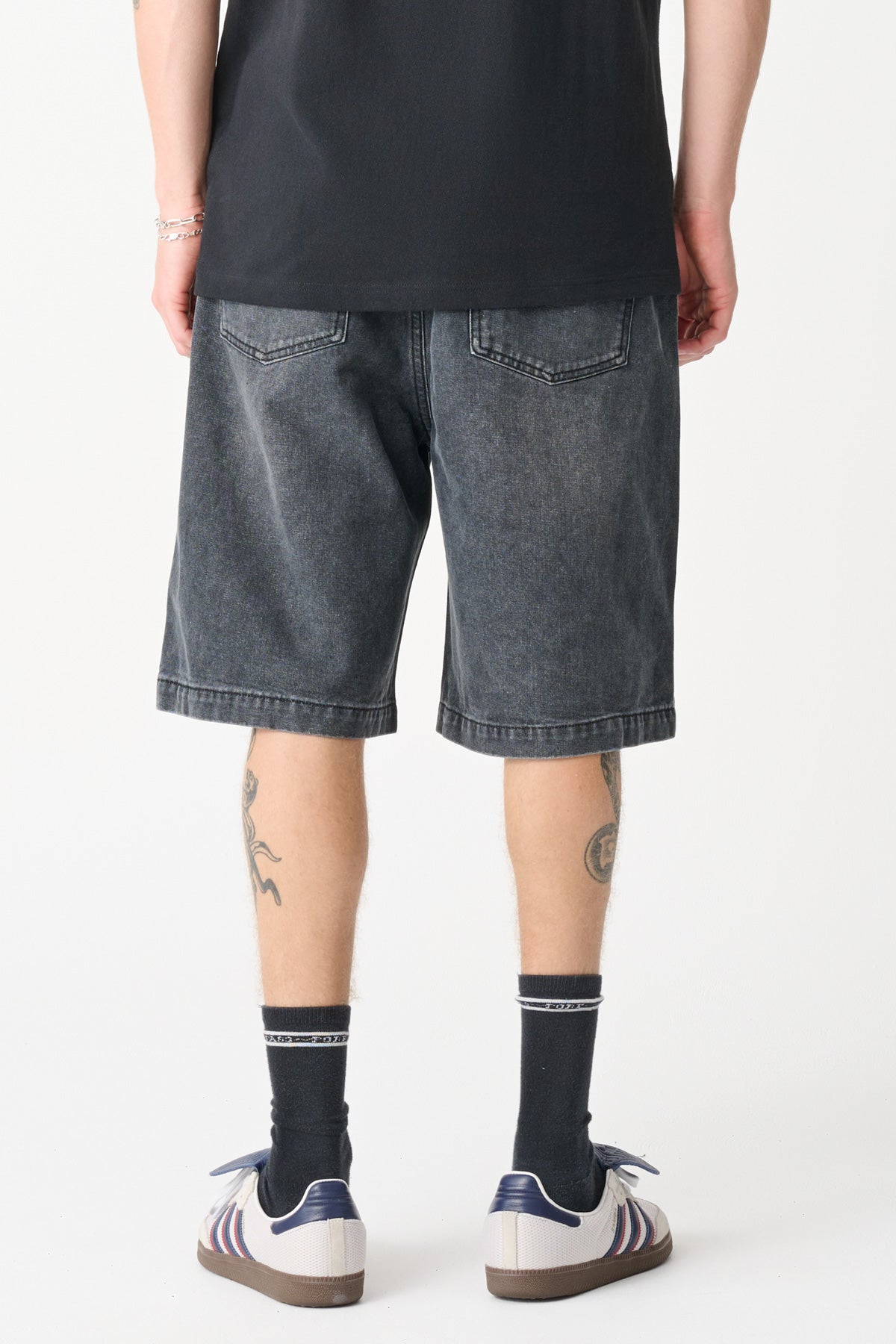 XL025S1619_FADBLK_3_1761792352