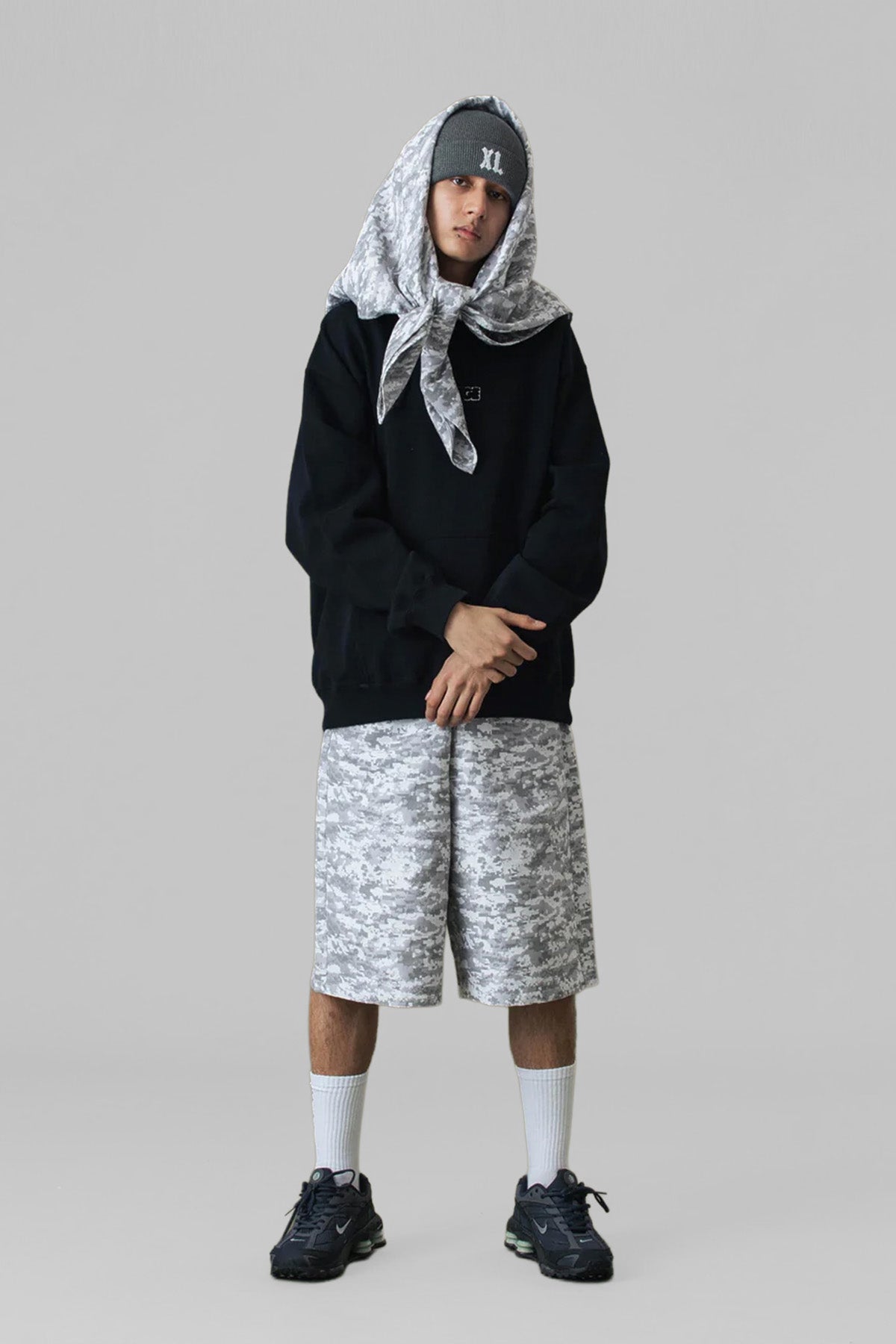 DIGITAL CAMO JACQUARD SHORT - WHITE