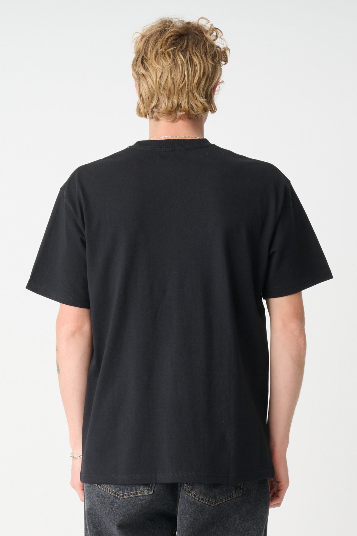 XL025S3002_BLK_3_1761777832