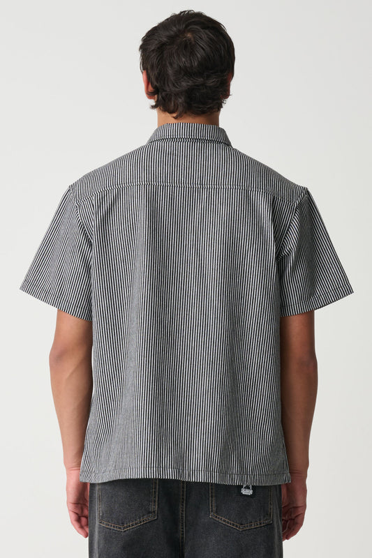 XL025S3401_BLKWTSTRP_3_1765164450