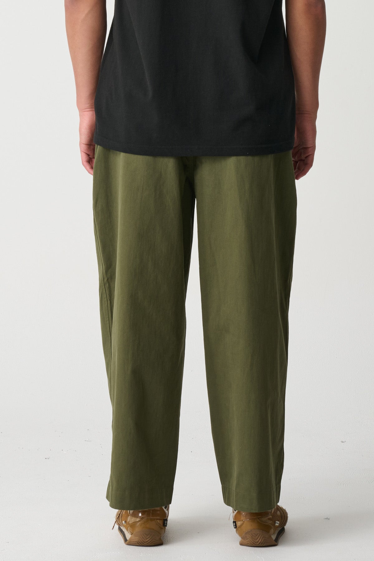 XL025W1610_OLIVE_2_1756951393