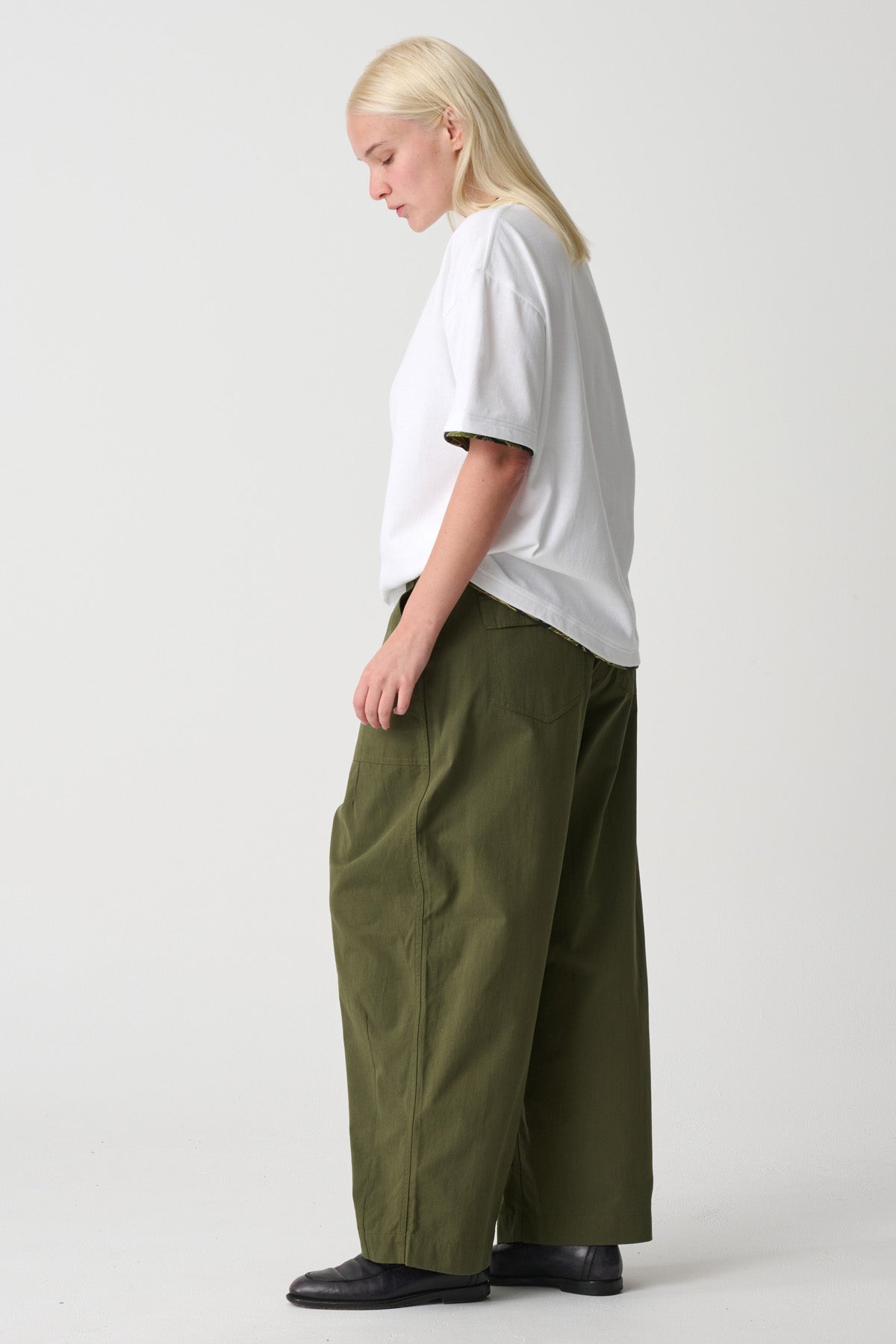 XL025W1610_OLIVE_7_1756951406