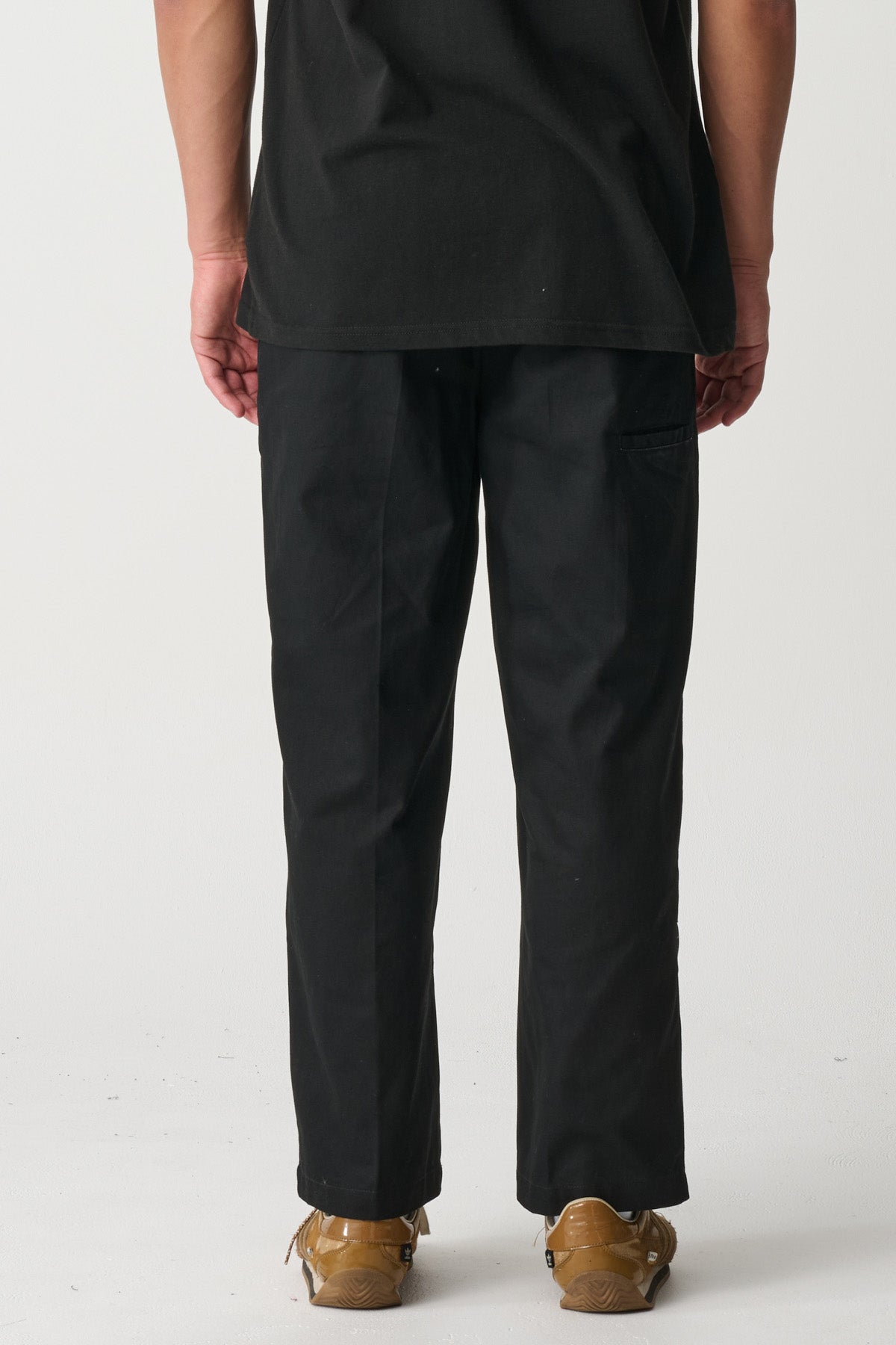 XL026W1607_BLK_3_1767574984