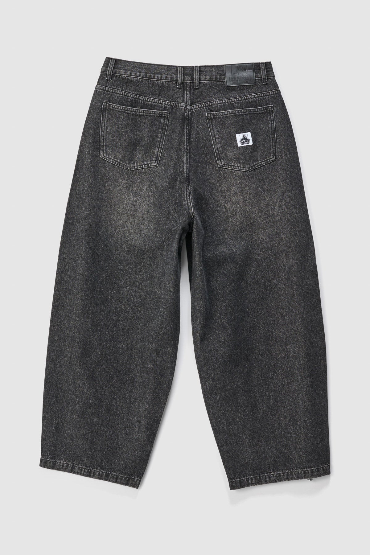 XL026W1611_FADBLK_4_1765165477