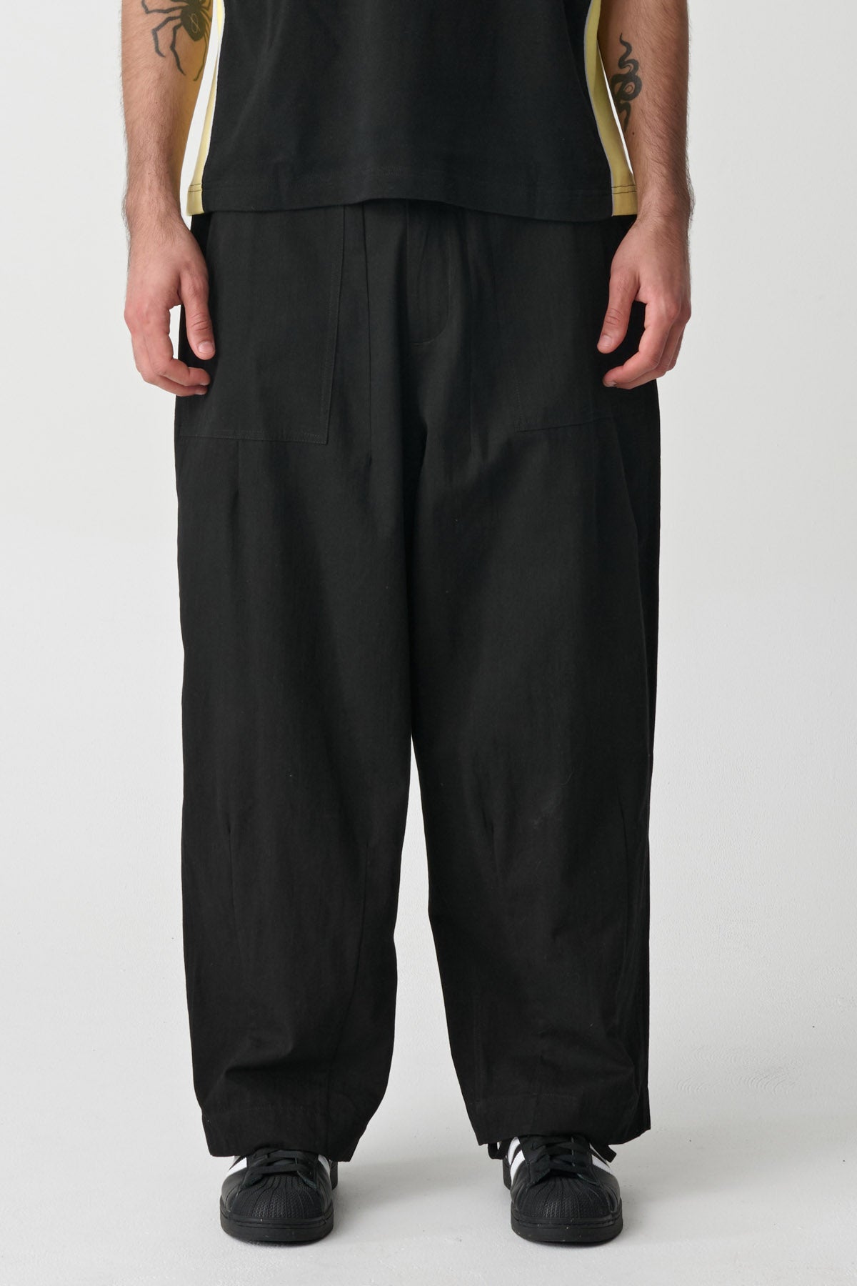 XL026W1612_BLK_2_1784182579
