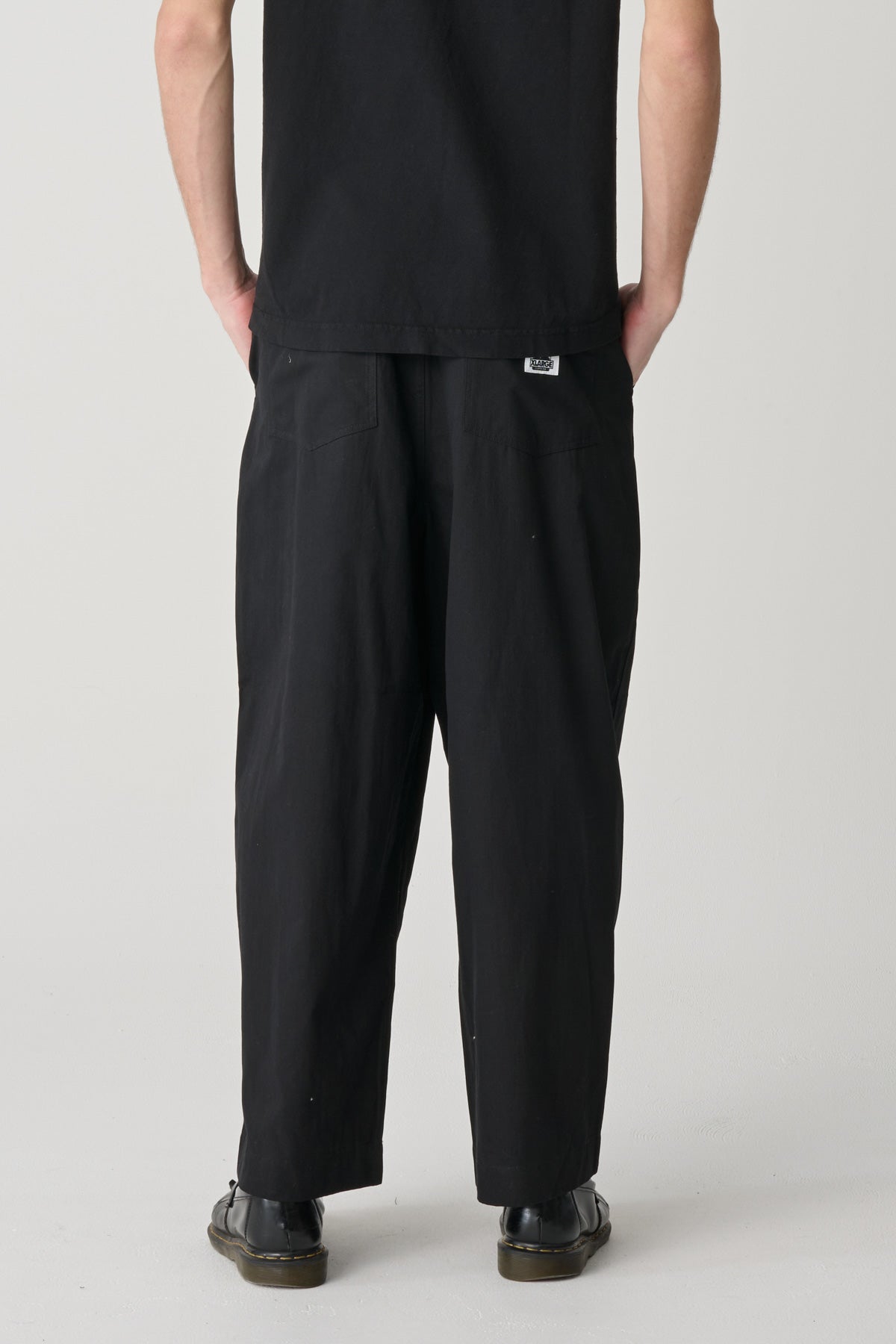 XL026W1612_BLK_3_1765164295