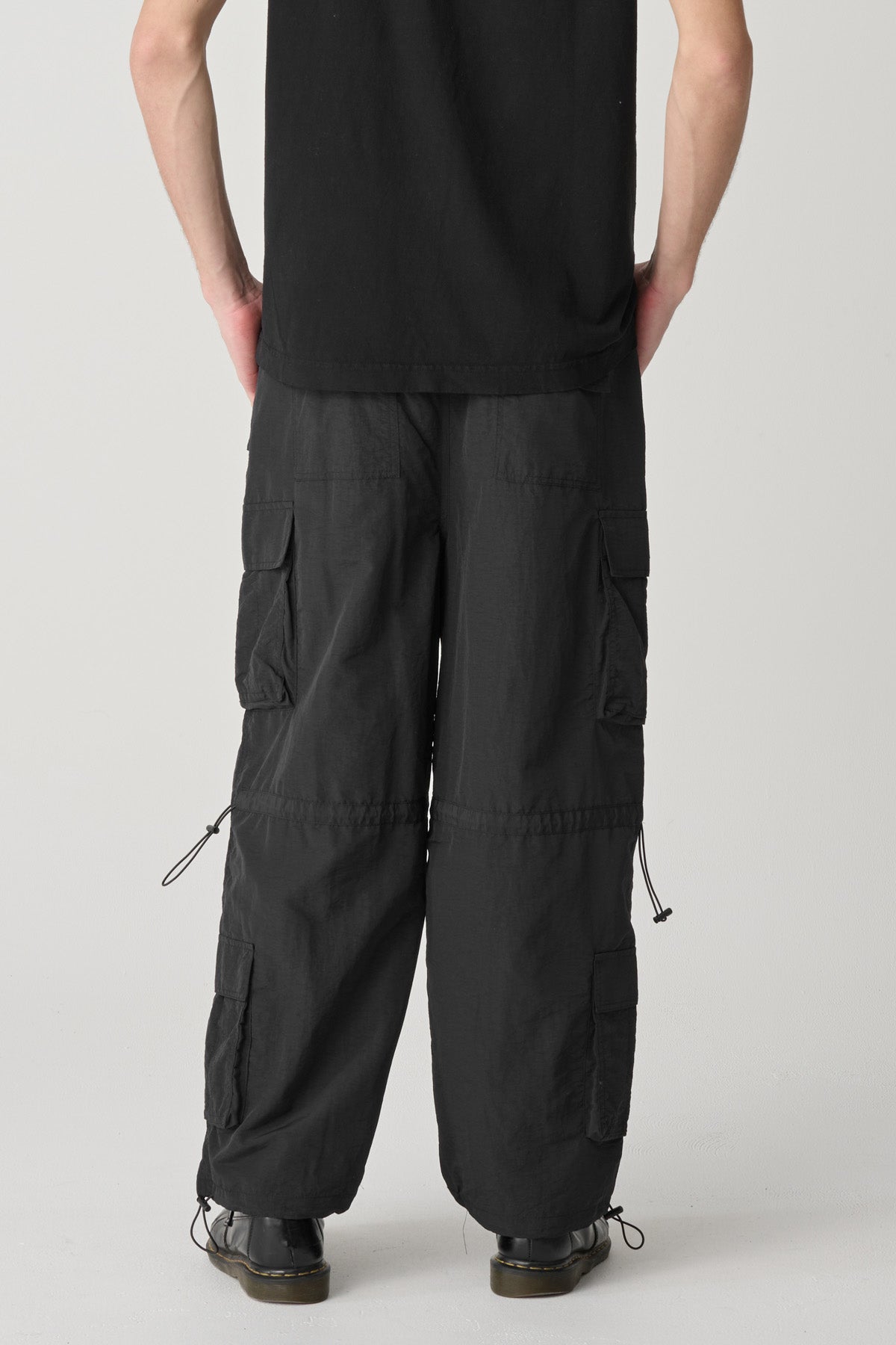 XL026W2604_BLK_3_1772068994