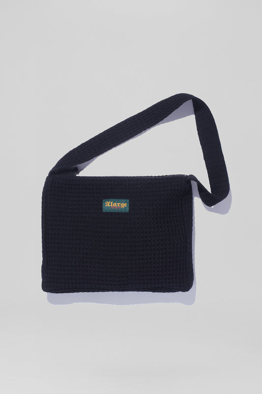 XL725S1016_BLK_1_1759457310