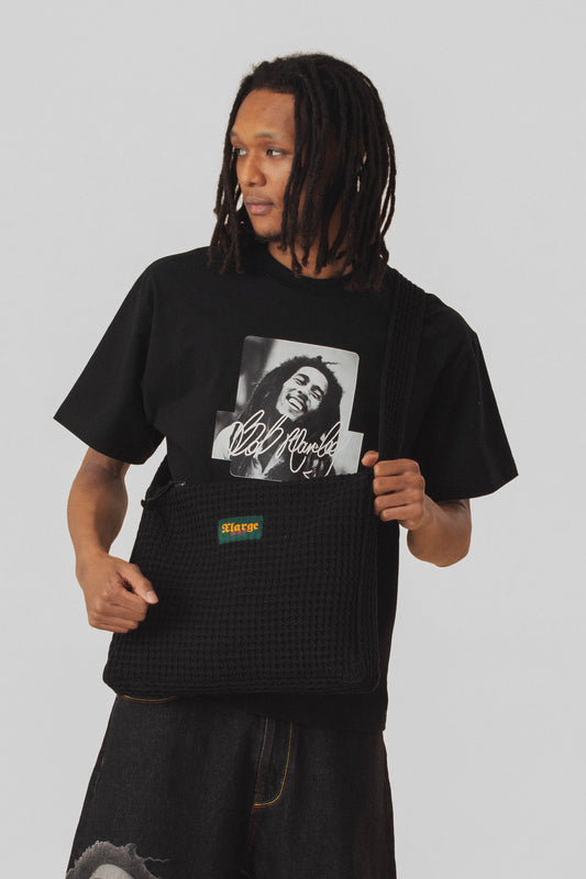 XL725S1016_BLK_3_1759457335