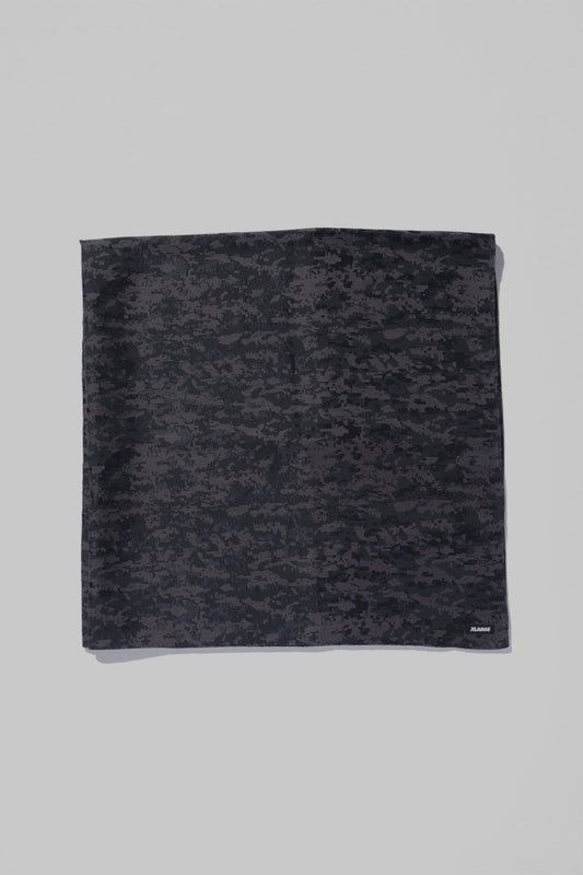 DIGITAL CAMO JACQUARD SCARF - BLACK